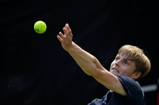 Rudolf Molleker GER Action serve 08 06 2021 Tennis MercedesCup Stuttgart 2021 Weißenhof ATP 07 13 06 2021 Tennis MercedesCup Stuttgart 2021