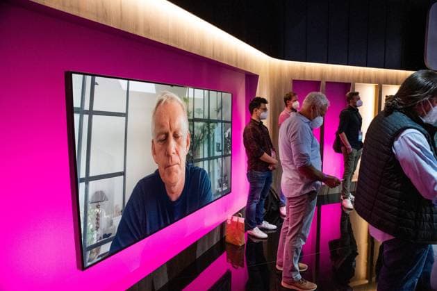 Johannes B. Kerner Eröffnung des EM Studios von magenta TV Presseevent, Eröffnung des EM Studios von magenta TV bei der PLAZAMEDIA GmbH in Ismaning bei München. München Bayern Deutschland , Copyright: x