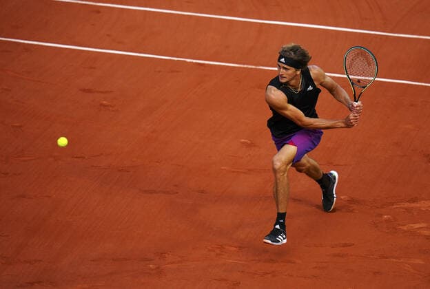 Mandatory Credit: Photo by Javier Garcia BPI Shutterstock (12042203mf) Alexander Zverev during his quarter final match French Open Tennis, Day Ten, Roland Garros, Paris, France - 08 Jun 2021 French Open Tennis, Day Ten, Roland Garros, Paris, France - 08 Jun 2021  Copyright: xJavierxGarcia BPI Shutterstockx 12042203mf