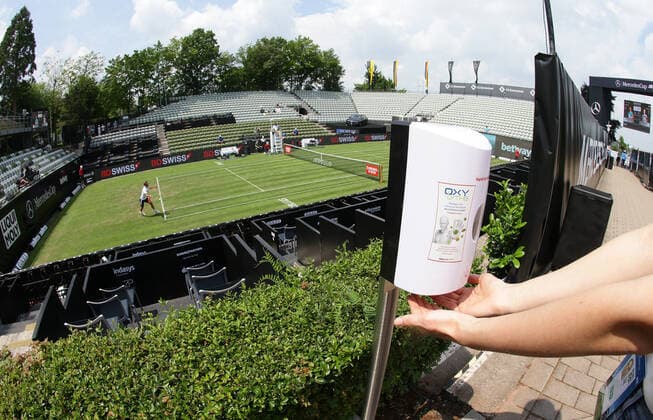 Stuttgart , Tennis MercedesCup 2021 , Overview Center Court , Hands , Detail Icon Photo Disinfection
