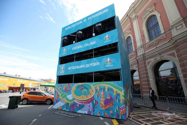 ST PETERSBURG, RUSSIA â€“ JUNE 9, 2021: A football village in Konyushennaya Square ahead of the UEFA EURO, EM, Europameisterschaft,Fussball 2020 Championship. Entry to the fan zone is free and does not require a Fan-ID or a negative PCR test for coronavirus; no more than 5 thousand people will be allowed in. Alexander Demianchuk TASS  TS104219