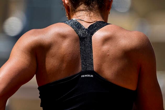 dos de Maria Sakkari (Gre) TENNIS : Internationaux de France Roland Garros 2021 - Paris - 09 06 2021 JBAutissier Panoramic 