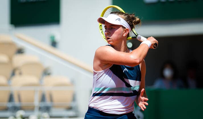 June 9, 2021, PARIS, FRANCE: Barbora Krejcikova of the Czech Republic in action during the quarter-finals of the 2021 Roland Garros Grand Slam Tournament against Cori Gauff of the United States PARIS FRANCE - ZUMAa181 20210609_zaa_a181_024 Copyright: xRobxPrangex