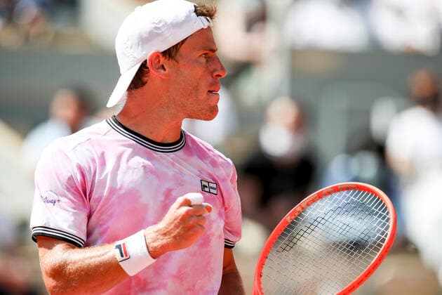 TENNIS - French Open 2021 PARIS,FRANCE,09.June.21 - TENNIS - ATP, Tennis Herren World Tour, French Open, Roland Garros, Grand Slam. Image shows the rejoicing of Diego Schwartzman (ARG).  GEPAxpictures xPatrickxSteiner