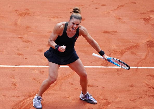 (210609) -- PARIS, June 9, 2021 -- Maria Sakkari of Greece reacts during the women s singles quarterfinal match between Maria Sakkari of Greece and Iga Swiatek of Poland at the French Open tennis tournament at Roland Garros in Paris, France, June 9, 2021. ) (SP)FRANCE-PARIS-TENNIS-ROLAND GARROS-FRENCH OPEN-WOMEN S SINGLES GaoxJing 