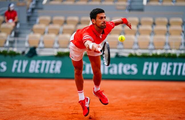 Mandatory Credit: Photo by Javier Garcia BPI Shutterstock (12046068kk) Novak Djokovic in quarter final action French Open Tennis, Day Eleven, Roland Garros, Paris, France - 09 Jun 2021 French Open Tennis, Day Eleven, Roland Garros, Paris, France - 09 Jun 2021  Copyright: xJavierxGarcia BPI Shutterstockx 12046068kk