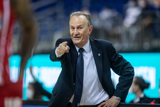 Basketball Berlin 09 06 2021 1 Bundesliga easyCredit BBL season 2020 2021 playoffs final game 1 Alba Berlin FC Bayern Munich Aito Garcia Reneses Alba Berlin, coach