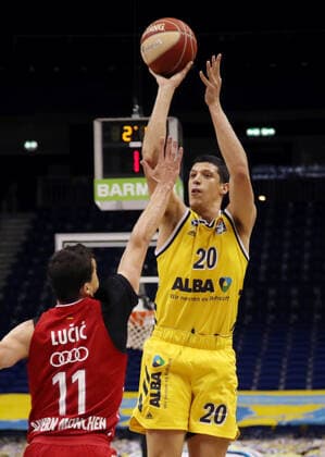Vladimir Lucic, Simone Fontecchio Action Game Scene Duel Sports Basketball Play Off Final BBL Bundesliga Men Season 2020 2021 09 06 2021 ALBA Berlin vs FC Bayern Munich