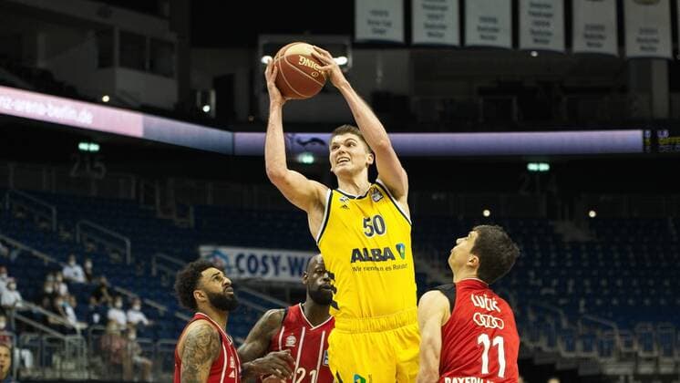 Ben Lammers Alba 50, 09 06 2021, BBL, Alba Berlin vs FC Bayern Final Game 1, at Mercedes Benz Arena, GER, Berlin, 09 06 2021, BBL, Alba vs FC Bayern Game 1 Playoff Berlin Copyright: xUwexKoch Eibner-Pressefotox EP_UKH