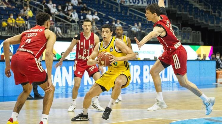 Simone Fontecchio Alba 20, 09 06 2021, BBL, Alba Berlin vs FC Bayern Final Game 1, at Mercedes Benz Arena, GER, Berlin, 09 06 2021, BBL, Alba vs FC Bayern Game 1 Playoff Berlin Copyright: xUwexKoch Eibner-Pressefotox EP_UKH