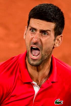 Novak Djokovic (Srb) perd ses nerfs TENNIS : Internationaux de France Roland Garros 2021 - Paris - 09 06 2021 JBAutissier Panoramic 