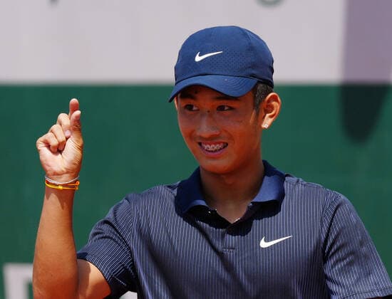 (210610) -- PARIS, June 10, 2021 -- Shang Juncheng of China reacts during the boys singles third round match against Leo Borg of Sweden at the French Open tennis tournament at Roland Garros in Paris, France, June 9, 2021. ) (SP)FRANCE-PARIS-TENNIS-ROLAND GARROS-FRENCH OPEN-BOY S SINGLES-DAY 11 GaoxJing 