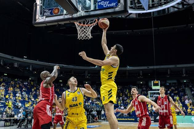 Basketball Berlin 09 06 2021 1 Bundesliga easyCredit BBL Season 2020 2021 Playoffs Final Game 1 Alba Berlin FC Bayern Munich Simone Fontecchio Alba Berlin, No 20