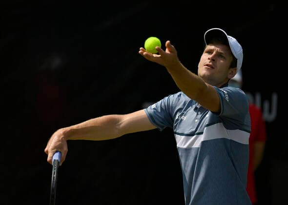 Hubert Hurkacz POL Action Serve 10 06 2021 Tennis MercedesCup Stuttgart 2021 Weißenhof ATP 07 13 06 2021 Tennis MercedesCup Stuttgart 2021
