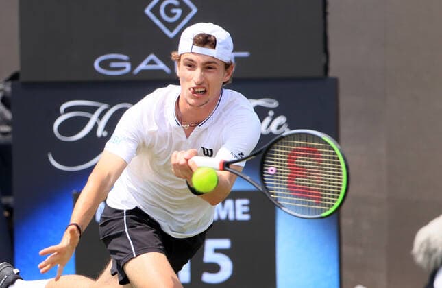 10 06 2021, ATP Tour Mercedes Cup Stuttgart, Weissenhofff, tennis, sports, in the picture Ugo Humbert FRA