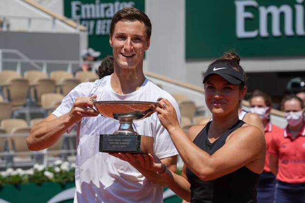 Bilder des Jahres 2021, Sport 06 Juni Sport Bilder des Tages 2021 Roland Garros Mixed Doubles Desirae Krawczyk , USA and Joe Salisbury , GBR *** 2021 Roland Garros Mixed Doubles Desirae Krawczyk , USA and Joe Salisbury , GBR