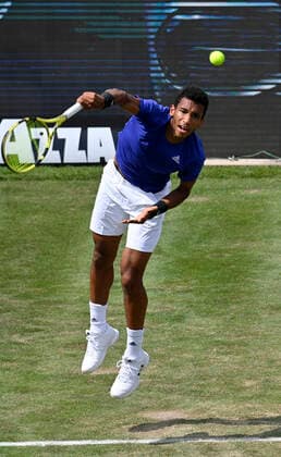 Felix Auger Aliassime CAN Action Serve 10 06 2021 Tennis MercedesCup Stuttgart 2021 Weißenhof ATP 07 13 06 2021 Tennis MercedesCup Stuttgart 2021
