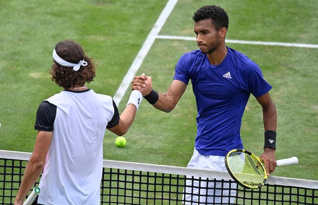 Lloyd Harris RSA congratulates Felix Auger Aliassime CAN gesture, gesture 10 06 2021 Tennis MercedesCup Stuttgart 2021 Weißenhof ATP 07 13 06 2021 Tennis MercedesCup Stuttgart 2021