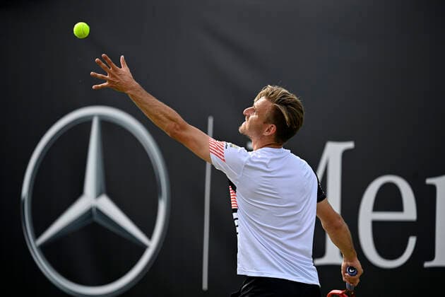 Peter Gojowczyk GER Action Serve 10 06 2021 Tennis MercedesCup Stuttgart 2021 Weißenhof ATP 07 13 06 2021 Tennis MercedesCup Stuttgart 2021