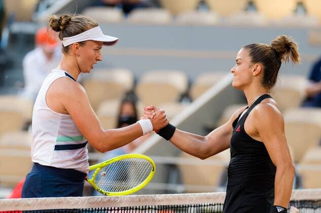 Mandatory Credit: Photo by Rob Prange Shutterstock (12058015bl) Barbora Krejcikova of the Czech Republic & Maria Sakkari of Greece at the net after their semi-final at the 2021 Roland Garros Grand Slam Tournament French Open Tennis, Day Twelve, Roland Garros, Paris, France - 10 Jun 2021 French Open Tennis, Day Twelve, Roland Garros, Paris, France - 10 Jun 2021  Copyright: xRobxPrange Shutterstockx 12058015bl