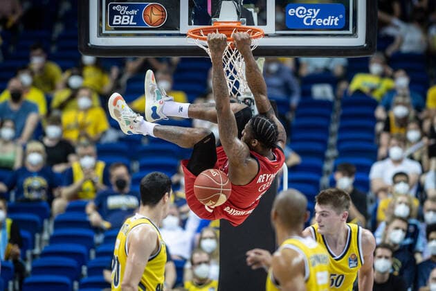 Basketball Berlin 10 06 2021 1 Bundesliga easyCredit BBL Season 2020 2021 Playoffs Final Game 2 Alba Berlin FC Bayern Munich Jalen Reynolds Munich, No 08