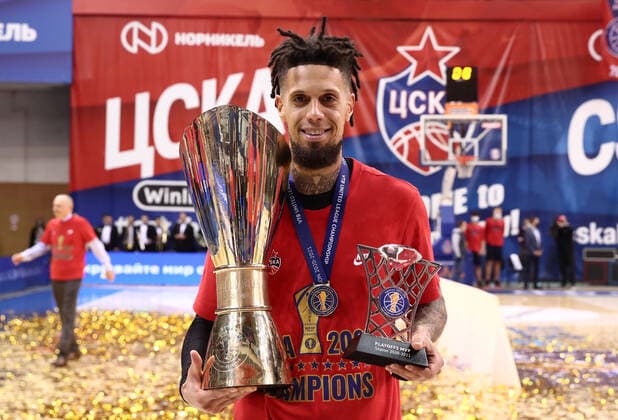 MOSCOW, RUSSIA - JUNE 10, 2021: CSKA Moscow s player Daniel Hackett poses with trophies as CSKA Moscow celebrate winning the VTB United League title after defeating UNICS Kazan 89-81 in Game 3 of the 2021 2022 VTB United League final series at CSKA Arena. Valery Sharifulin TASS  TS1044D3