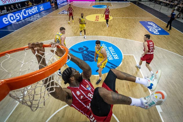 Basketball Berlin 10 06 2021 1 Bundesliga easyCredit BBL Season 2020 2021 Playoffs Final Game 2 Alba Berlin FC Bayern Munich Jalen Reynolds Munich, No 08