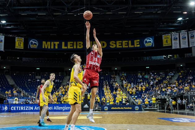 Basketball Berlin 10 06 2021 1 Bundesliga easyCredit BBL Season 2020 2021 Playoffs Final Game 2 Alba Berlin FC Bayern Munich Vladimir Lucic Munich, No 11 Marcus Eriksson Alba Berlin, No 08