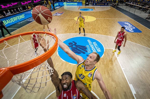 Basketball Berlin 10 06 2021 1 Bundesliga easyCredit BBL Season 2020 2021 Playoffs Final Game 2 Alba Berlin FC Bayern Munich Luke Sikma Alba Berlin, No 43 Jalen Reynolds Munich, No 08