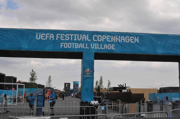 EURO 2021, Kronprinz Frederik von Dänemark bei einem Fußballspiel in der Fanzone in Kopenhagen Copenhagen, Denmark. 11 June 2021,Danish cronw prince Frederik opens offical EEFA Euro 2020 footbal festival in Copenhagen in UEFA festival copenahgen footbal village by playing football with danish foots stars tody in Danish capital. (Photo..Francis Joseph Dean Dean Pictures)
