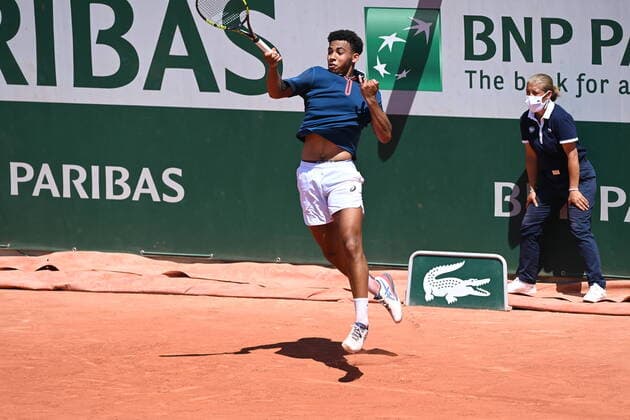 Tennis : Roland Garros 2021 - France - demi finale junior Arthur Fils contre Giovanni Mpetsi Perricard - France Tennis : Roland Garros 2021 - France - 11 06 2021 chryslenecaillaud 