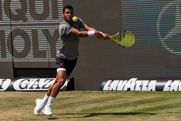 Felix Auger Aliassime CAN Germany, Stuttgart, 11 06 2021, Tennis, ATP250, MercedesCup 2021, Quarterfinal, Ugo Humbert FRA Felix Auger Aliassime CAN , TC Weissenhof Foto A2 Bildagentur Peter Hartenfelser