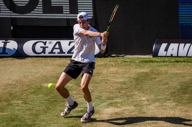 Ugo Humbert FRA playing Ugo Humbert FRA vs Felix Auger Aliassime FRA ATP 250 ATP TOUR ATP Lawn Tournament MercedesCup 2021 on 11 06 2021 in Stuttgart TC Weissenhof , Baden Wuerttemberg, Germany Stuttgart 11 06 21 Tennis , 11 06 2021, Stuttgart Germany xpxsdx