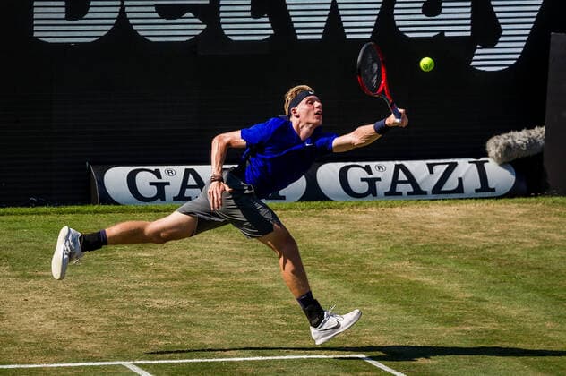 Denis Shapovalov CAN during the match Denis Shapovalov CAN vs Marin Cilic CRO ATP 250 ATP TOUR ATP Lawn Tournament MercedesCup 2021 on 11 06 2021 in Stuttgart TC Weissenhof , Baden Wuerttemberg, Germany Stuttgart 11 06 21 Tennis , 11 06 2021, Stuttgart Germany xpxsdx