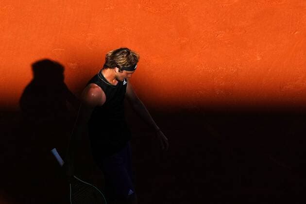 Mandatory Credit: Photo by Javier Garcia BPI Shutterstock (12058128ee) Alexander Zverev during his semi final match French Open Tennis, Day Thirteen, Roland Garros, Paris, France - 11 Jun 2021 French Open Tennis, Day Thirteen, Roland Garros, Paris, France - 11 Jun 2021  Copyright: xJavierxGarcia BPI Shutterstockx 12058128ee