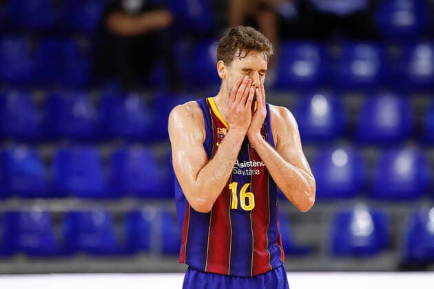 FC Barcelona, Barca V Lenovo Tenerife - Liga ACB Playoff 16 Pau Gasol of FC Barcelona lamenting after a bad play during the Liga ACB playoff 3rd match of the semi final between FC Barcelona and Lenovo Tenerife at Palau Blaugrana on June 11, 2021 in Barcelona, Spain. Barcelona Spain bonilla-fcbarcel210611_np7g0  Copyright: xXavierxBonillax