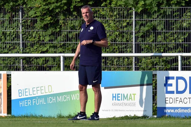 2021 pmk NE138568 Football Women 2 Bundesliga Season 2020 2021 EDI Medien Arena Bielefeld Corona Matchday DSC Arminia Bielefeld Women VfL Wolfsburg II Women Steffen BECK Coach Wolfsburg