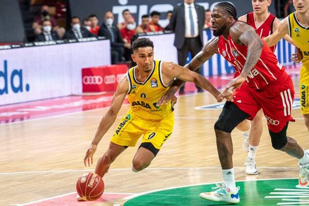 Maodo Lo 0 Alba Berlin , Jalen Reynolds 8 FC Bayern , FC Bayern Basketball vs Alba Berlin, BBL Playoffs, Final, 12 06 2021 Muenchen Bayern Germany Copyright: xkolbert-press UlrichxGamelx
