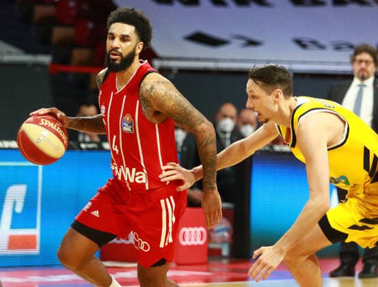 4 Dennis Jerome Seeley FCBB red against 8 Marcus Eriksson Alba Berlin Basketball, Easycredit BBL, FC Bayern Basketball Alba Berlin at Audi Dome on 12 06 2021, Playoff, Game 3, PHOTO Mladen Lackovic LakoPress