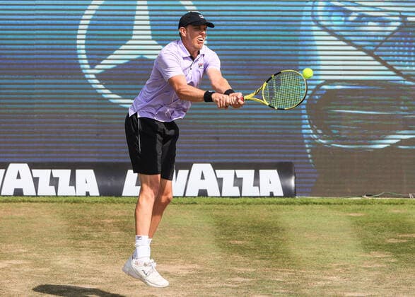 (210612) -- STUTTGART, June 12, 2021 -- Sam Querrey returns the ball during the men s singles semifinal of Mercedes Cup between Felix Auger-Aliassime of Canada and Sam Querrey of the United States in Stuttgart, Germany, June 12, 2021. (Photo by Xinhua) (SP)GERMANY-STUTTGART-TENNIS-MERCEDES CUP-MEN S SINGLES-SEMIFINALS PhilippexRuiz 