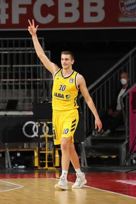 Tim Schneider Berlin cheers his three-pointer GER, FC Bayern Basketball vs Alba Berlin, Basketball, 1 Bundesliga, Playoffs 2020 2021, Final Game 3, 12 06 2021, GER, FC Bayern Basketball vs Alba Berlin, Basketball, 1 Bundesliga, Playoffs 2020 2021, Final Game 3, 12 06 2021, Muenchen Copyright: xEIBNER MarcelxEngelbrechtx EP_EER