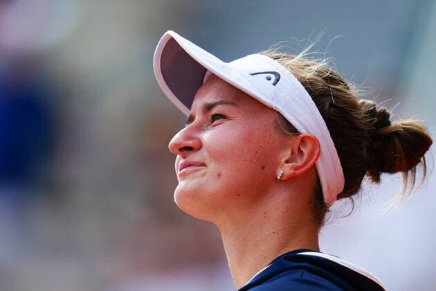 Mandatory Credit: Photo by Javier Garcia BPI Shutterstock (12058169cg) Barbora Krejcikova celebrates with the Suzanne-Lenglen cup after victory in the Women s Singles final French Open Tennis, Day Fourteen, Roland Garros, Paris, France - 12 Jun 2021 French Open Tennis, Day Fourteen, Roland Garros, Paris, France - 12 Jun 2021  Copyright: xJavierxGarcia BPI Shutterstockx 12058169cg
