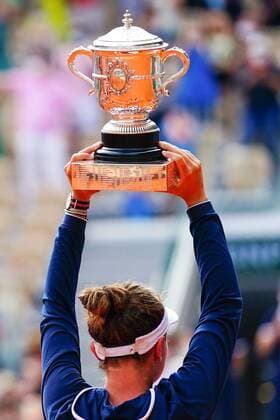Mandatory Credit: Photo by Javier Garcia BPI Shutterstock (12058169cl) Barbora Krejcikova celebrates with the Suzanne-Lenglen cup after victory in the Women s Singles final French Open Tennis, Day Fourteen, Roland Garros, Paris, France - 12 Jun 2021 French Open Tennis, Day Fourteen, Roland Garros, Paris, France - 12 Jun 2021  Copyright: xJavierxGarcia BPI Shutterstockx 12058169cl