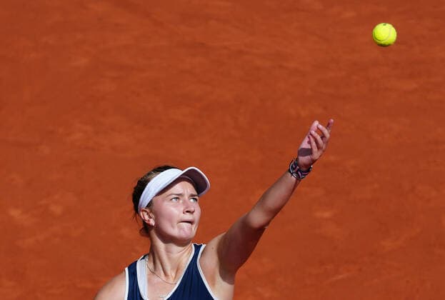 (210612) -- PARIS, June 12, 2021 -- Barbora Krejcikova serves during the women s singles final between Anastasia Pavlyuchenkova of Russia and Barbora Krejcikova of the Czech Republic at the French Open tennis tournament at Roland Garros in Paris, France, June 12, 2021. ) (SP)FRANCE-PARIS-TENNIS-ROLAND GARROS-FRENCH OPEN-WOMEN S SINGLES-FINALS GaoxJing 