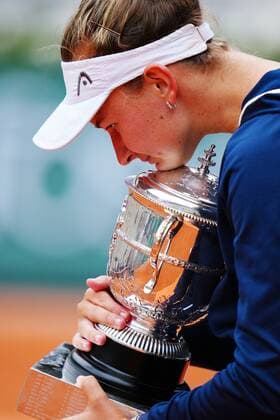 Mandatory Credit: Photo by Javier Garcia BPI Shutterstock (12058169dp) Barbora Krejcikova celebrates with the Suzanne-Lenglen cup after victory in the Women s Singles final French Open Tennis, Day Fourteen, Roland Garros, Paris, France - 12 Jun 2021 French Open Tennis, Day Fourteen, Roland Garros, Paris, France - 12 Jun 2021  Copyright: xJavierxGarcia BPI Shutterstockx 12058169dp