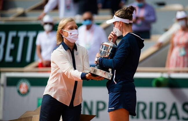 Mandatory Credit: Photo by Rob Prange Shutterstock (12058203an) Barbora Krejcikova of the Czech Republic during the trophy ceremony after winning the final of the 2021 Roland Garros Grand Slam Tournament French Open Tennis, Day Fifteen, Roland Garros, Paris, France - 12 Jun 2021 French Open Tennis, Day Fifteen, Roland Garros, Paris, France - 12 Jun 2021  Copyright: xRobxPrange Shutterstockx 12058203an