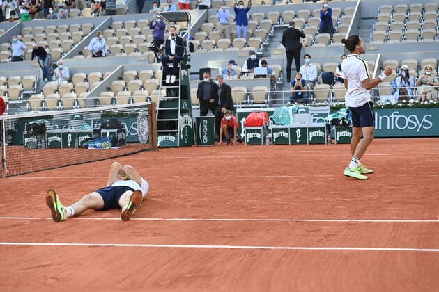 Tennis : Roland Garros 2021 - France - Victoire de Herbert Mahut double Messieurs - France Tennis : Roland Garros 2021 - France - 12 06 2021 chryslenecaillaud Panoramic 