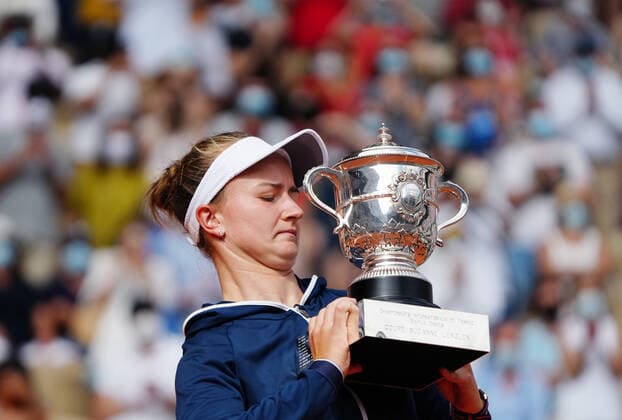 (210613) -- PARIS, June 13, 2021 -- Barbora Krejcikova of the Czech Republic holds the trophy after the women s singles final match between Anastasia Pavlyuchenkova of Russia and Barbora Krejcikova of the Czech Republic at the French Open tennis tournament at Roland Garros in Paris, France, June 12, 2021. ) (SP)FRANCE-PARIS-TENNIS-ROLAND GARROS-FRENCH OPEN-WOMEN S SINGLES-FINALS GaoxJing 