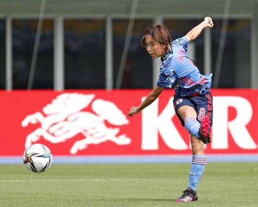 Football: Japan-Mexico women s friendly Mana Iwabuchi of Japan shoots in the first half of an International Friendly, Länderspiel, Nationalmannschaft against Mexico, held as a warm-up for this summer s Tokyo Olympics at Kanseki Stadium Tochigi in Utsunomiya, northeast of Tokyo, on June 13, 2021. Japan beat Mexico 5-1. 