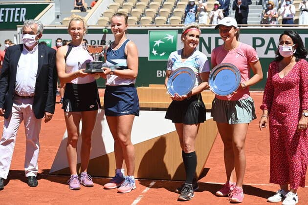 Tennis : Roland Garros 2021 - France - Victoire de Krejcikova Siniakova - Republique Tcheque contre Mateek Sand - Usa - Swiatek - Pologne Tennis : Roland Garros 2021 - France - 13 06 2021 chryslenecaillaud Panoramic 